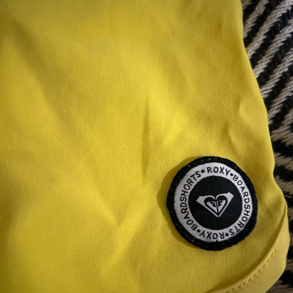 Roxy Swim Six Pieces - image 8